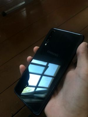 samsung au 2018  narxi 750