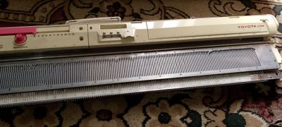 Вязалние машина 2фантура  KS858 KR506