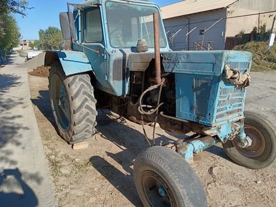 MTZ 80 1988 yil ishlab chiqarilgan