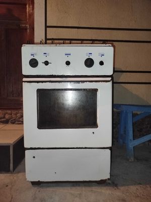 б/у газовая плита
