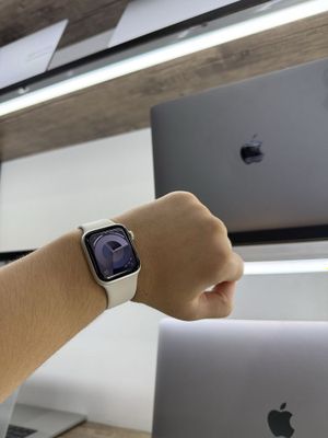 Iwatch SE2 98%
