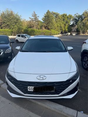 Hyundai Elantra 5 pozitsia