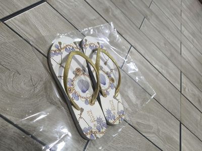 Летние сланцы женские