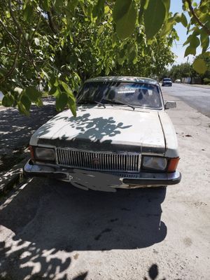 Gaz 3102 soriladi