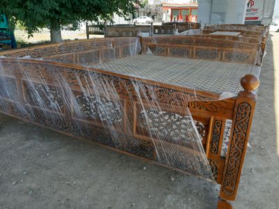 tapchan kravat so'ri