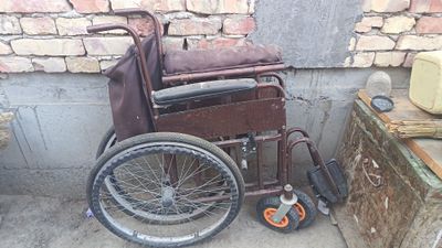 Nogironlar aravasi sotiladi