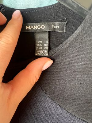 Платье от Mango.