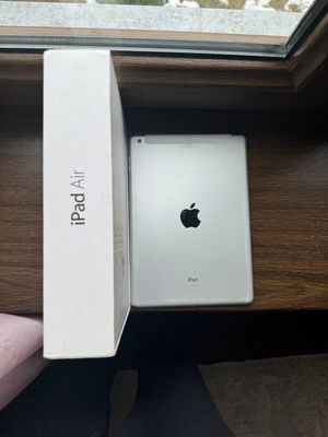 Ipad Air 32 GB. Silver.