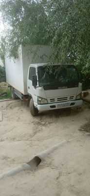 Isuzu 2008 yil 507000 probik