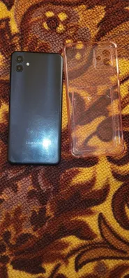 Samsung A.04 srochna sotiladi