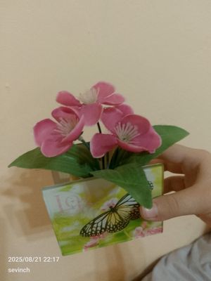 tabiiy gul emas lekin yoqimli xida keladi