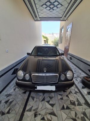 Мерседес w 210 E230