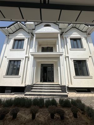 Yashnobod Panelniyda srochni uchastka sotiladi
