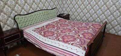 Продаётся Румынский спальный гарнитур