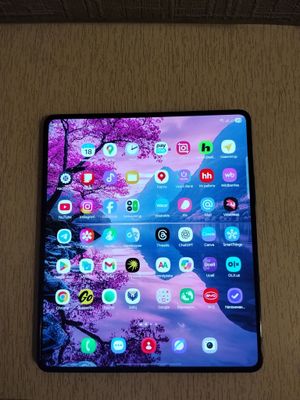 Samsung galaxy z fold 5 512/12