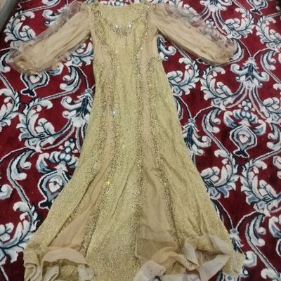 2 marta kiyilgan toʻyga boshqa umuman kiyilmagan