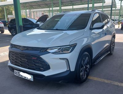 Продаю срочно трекер Китай 325 цепной. В идеале без вложения.