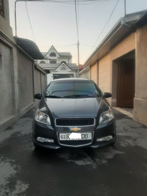 Sotiladi Nexia 3 2018 yil 2 pozitsiya Metan gazi bor