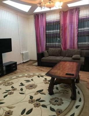 Чиланзар 16, Метро Чиланзар, №:122