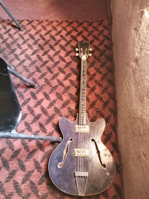 toʻkli gitara