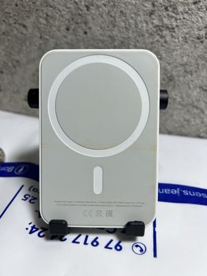 PowerBank Besprovodnoy Zaryadka