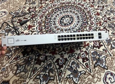 Unifi Switch 24 Сотилади