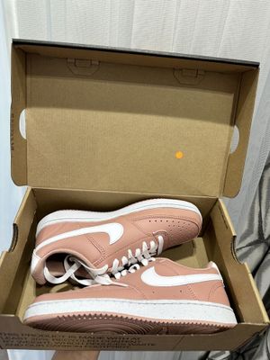 Кроссовки nike court vision low us 6.5. Original 100%.