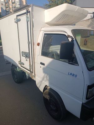 Chevrolet labo sotiladi