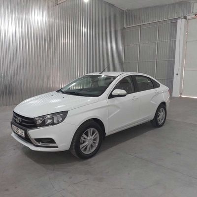 Lada Vesta 1.8 mexanika