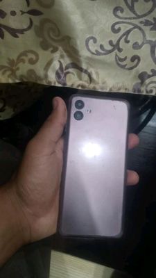 Samsung galaxy M13, xotira 8/128,