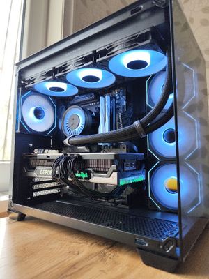 Игровой ПК RTX 3080 Ti + Ryzen 7 9800X3D + 32GB DDR5