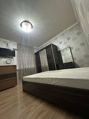 Аренда квартира 2 комнатная максим горький сайрам Дипломатия школа