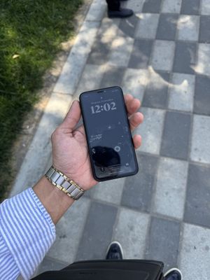 Iphone X / 16 qilingan