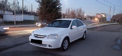 Продается автомобиль Lasetti 1.6 Sotiladi Lasetti 1.6