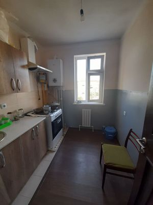 Kvartira Karimbekda Gvardiya domlaridan, Med ga ham yaqin.