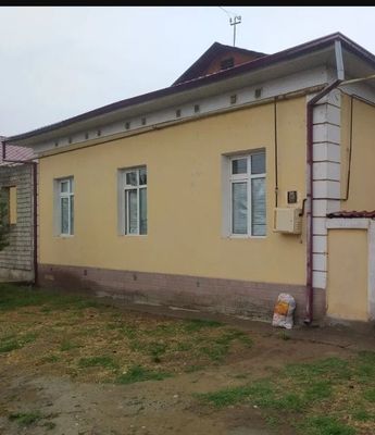 Коттедж с бассейном и ремонтом.