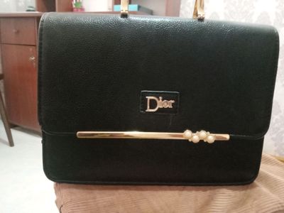 dior sumkasi