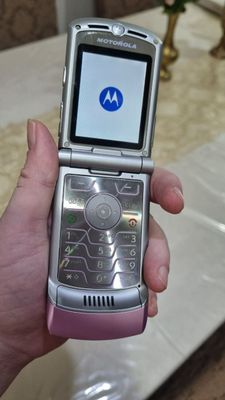 Motorola Razr V3 в хорошем состоянии CDMA Perfectum Mobile