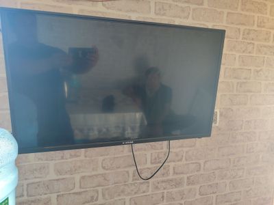 Samsung 32 talik xichqanqa aybi yoq