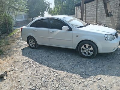 Ласетти 2010-йил 401.000 км юрган матор хадавой холати ало нархи 6.100