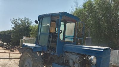 Трактор 28 сотилади 11 млн