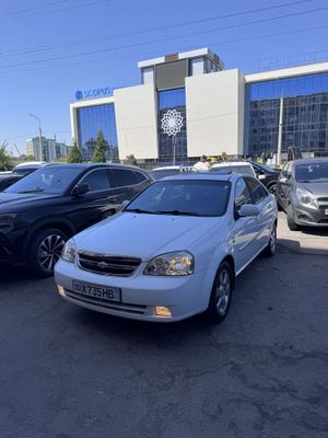 Lasetti 1,8 avtomat kraska tozza