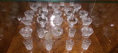 Хрусталь хорошего качества и отличного состояния.