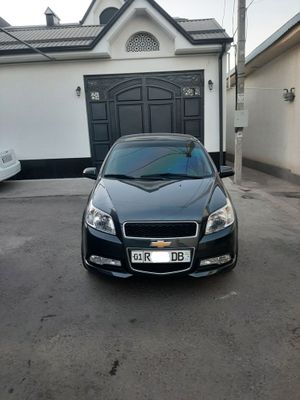 Sotiladi NEXIA 3 2018 yil 2 pozitsiya Metan gazi 4 pokolena