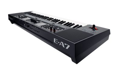 Roland EA-7 sintezator