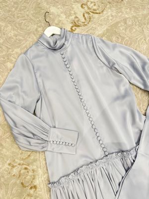 Zimmermann 1 марта кийилган.Размер Л.Юқори сифатли