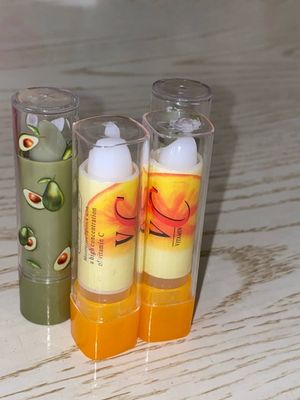 Увлажняющая бесцветная помада, новая коллекция