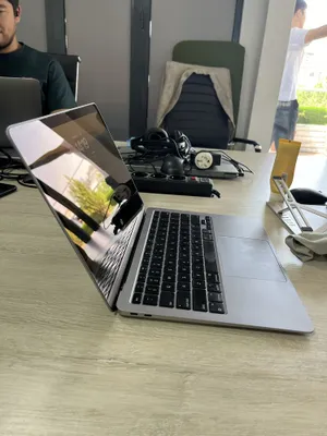 Macbook Air M1 8/256