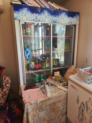 Витрина холодильник шкаф