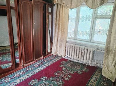 Mirzo Ulug'bek tumani Sanpi insitut ro'parasida 1/4/5 uy oilaga i